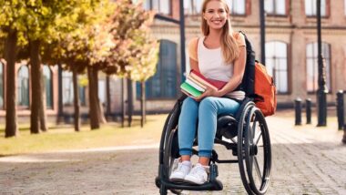 Accueil des étudiants en situation de handicap : les initiatives des universités de Tours et Poitiers