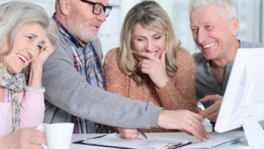 Et si le numérique devenait le meilleur allié des seniors en 2025
