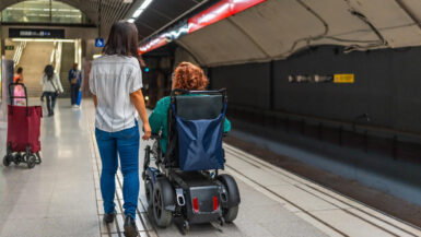 Entre progrès et blocages, l’Île-de-France trace sa route vers une société plus inclusive