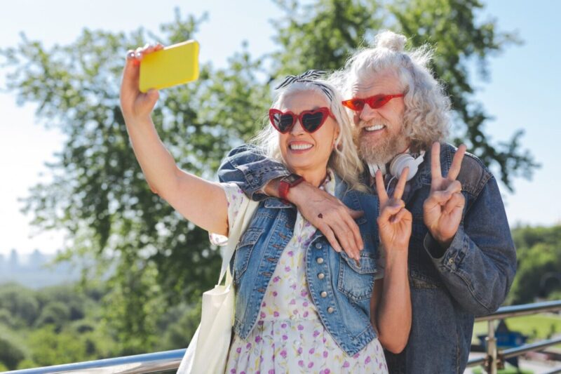 Cet été, découvrez les meilleurs séjours pour les seniors qui veulent voyager ensemble
