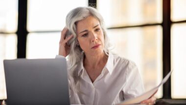 Emploi des seniors : un défi inattendu après 60 ans, découvrez pourquoi