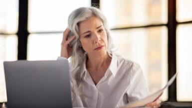 Emploi des seniors : un défi inattendu après 60 ans, découvrez pourquoi